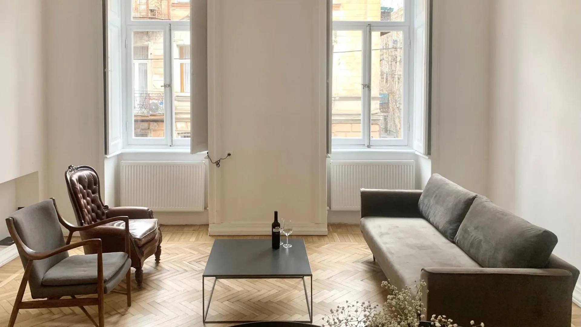 M1 Apartment location